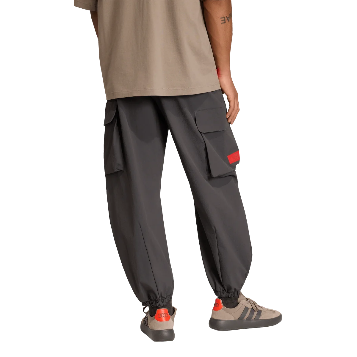 ADIDAS - Audi Revolut Formula One Team Elevated Pant - Uomo - Black - immagine 4