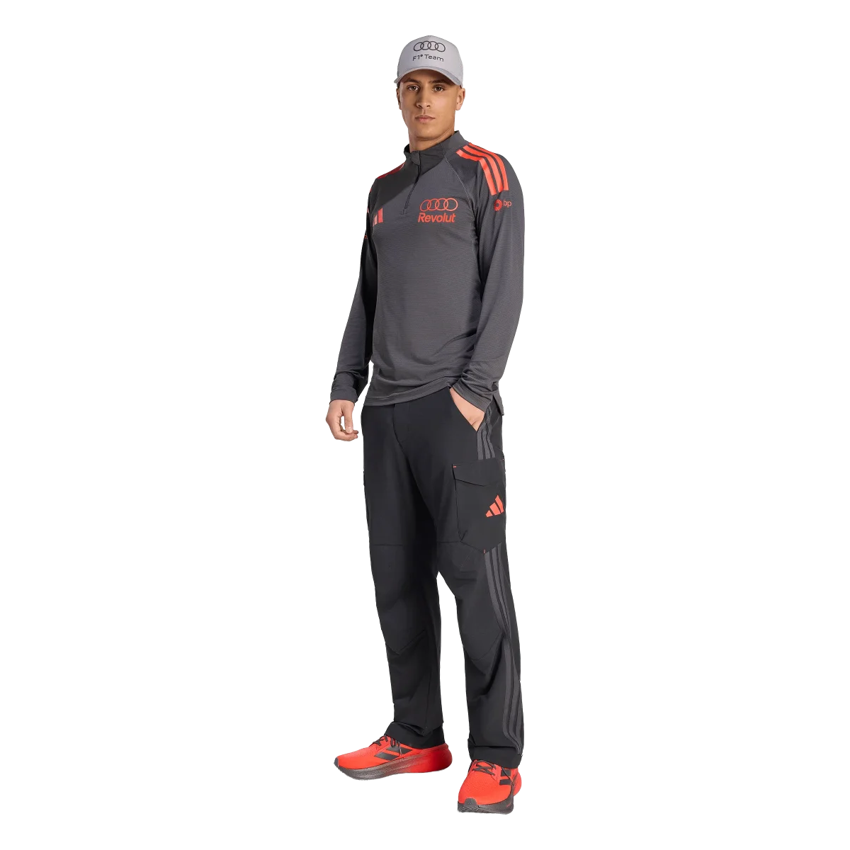 ADIDAS - Audi Revolut Formula One Team 2026 Mechanics Pant - Uomo - Black - immagine 5